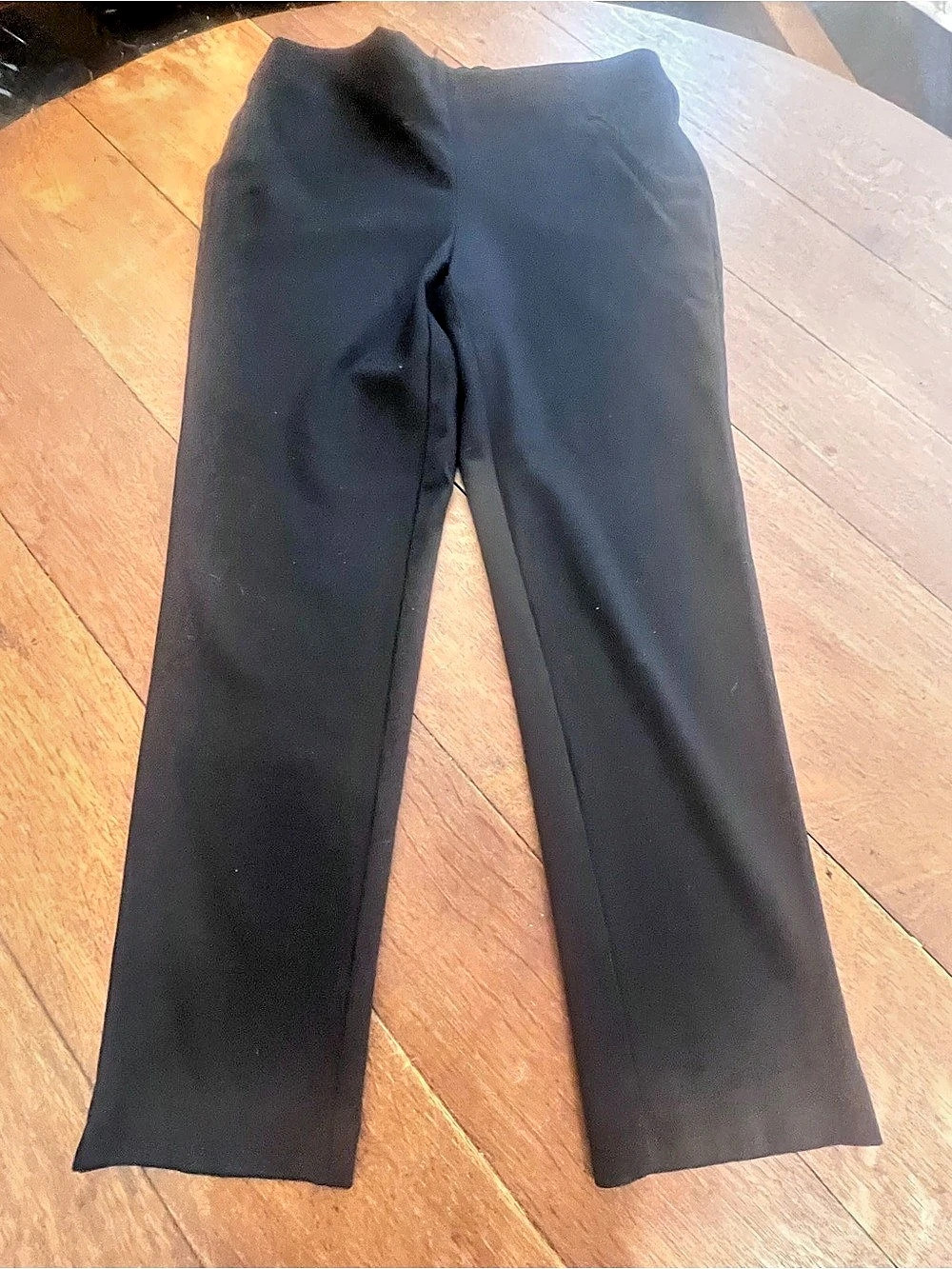 Chico's Fabulously Slimming Pull-On Pants Black Size 0.5